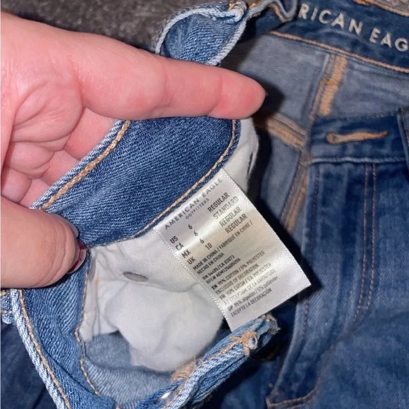 American Eagle Mom Jeans - Picture 7 of 11